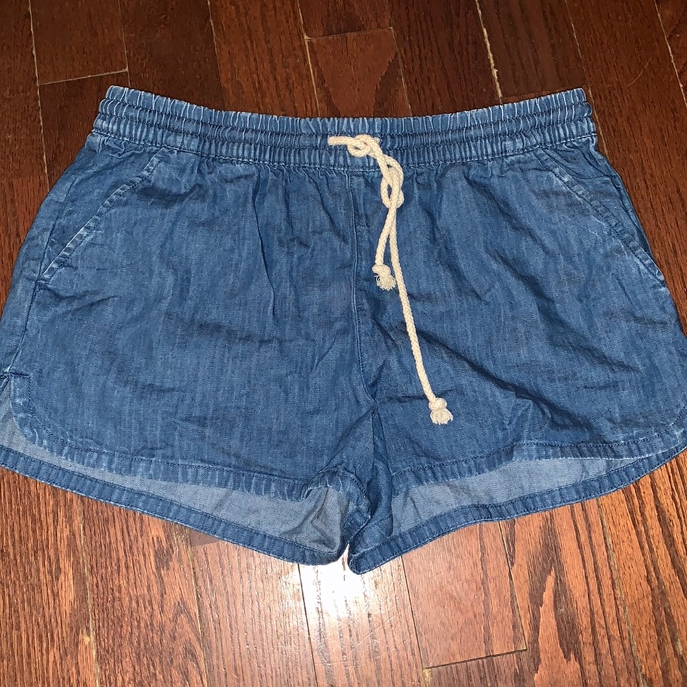 Aerie jean drawstring shorts. Size M. Worn one time excellent condition.